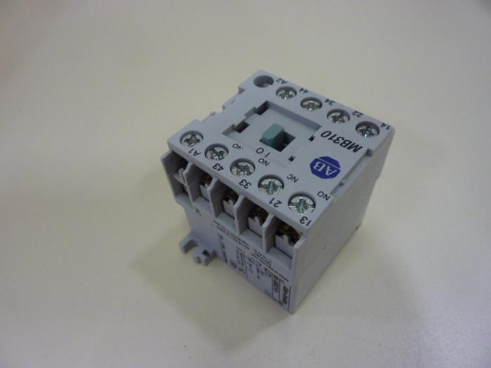 Used ALLEN BRADLEY Contactor 700-MB310 SER A #55525
