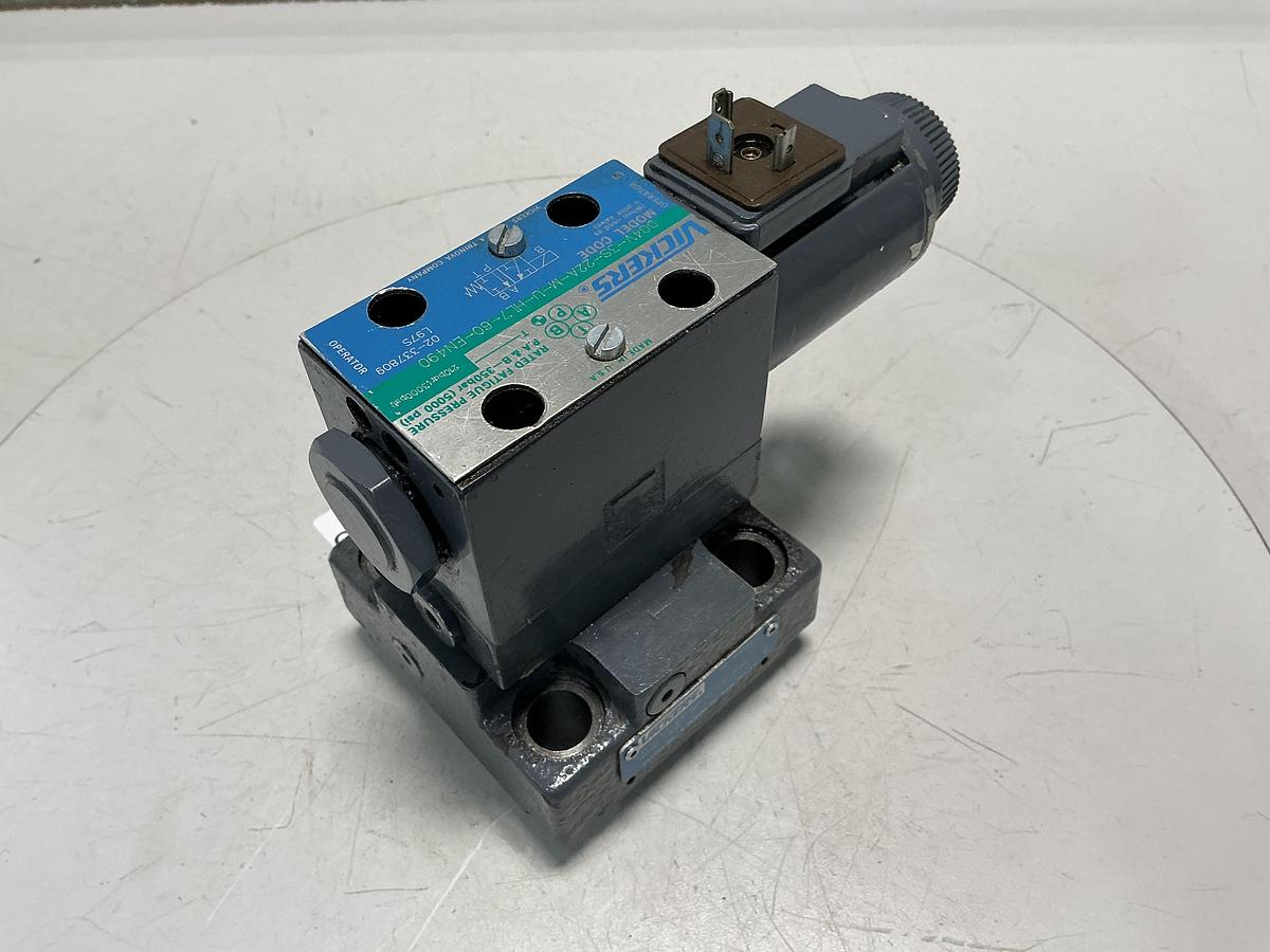 Used VICKERS DG4V-3S-22A-M-U-HL7-60-EN490