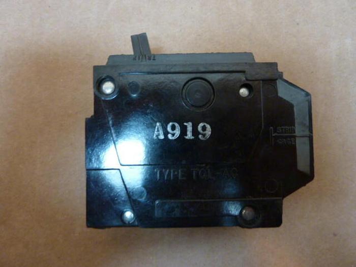 Used GENERAL ELECTRIC / GE 30 Amp Circuit Breaker TQL130 #27711