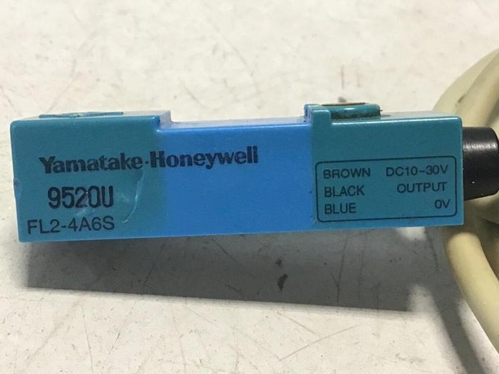 Used YAMATAKE Proximity Switch FL2-4A6S #128203