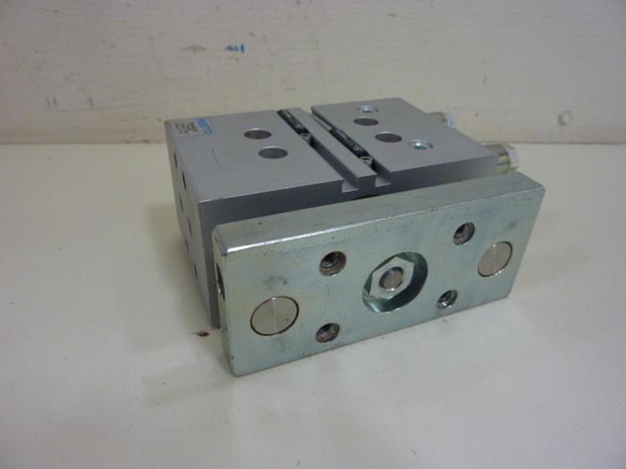Used FESTO Pneumatic Cylinder DFM-40-25-P-A-GF #57332