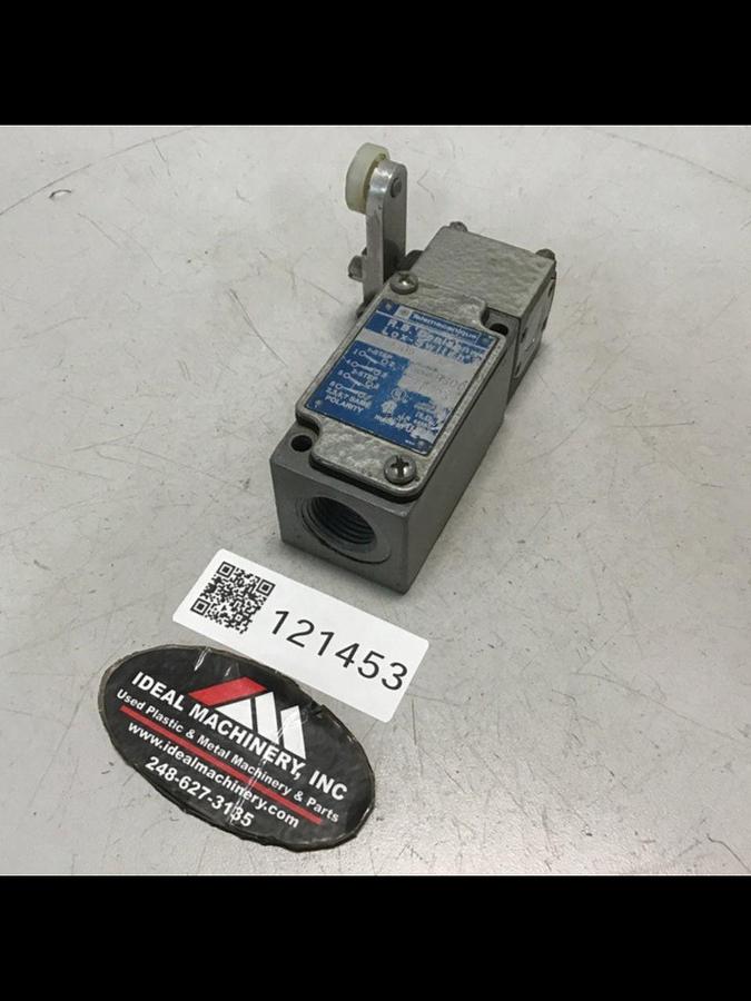 Used TELEMECANIQUE Limit Switch C3JK06 USED
