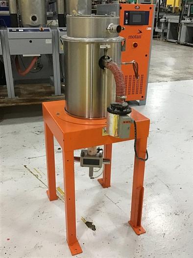 Used MOTAN Drying Hopper w/ Booster Heater BH/240V/1+2 KW Used