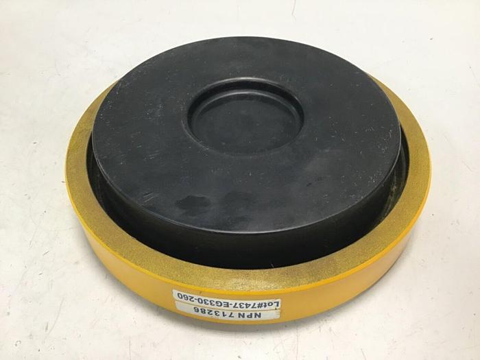 Used HUSKY CORP Leveling Mount Pad 9 Inch NPN 713286 #116922