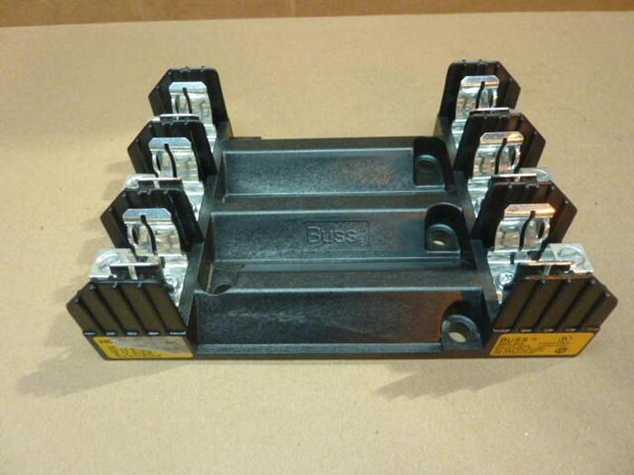 Used BUSSMANN 30 Amp Fuse Holder H60030-3C #33184