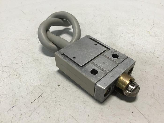 Used OMRON Limit Switch D4C-1602 #122261