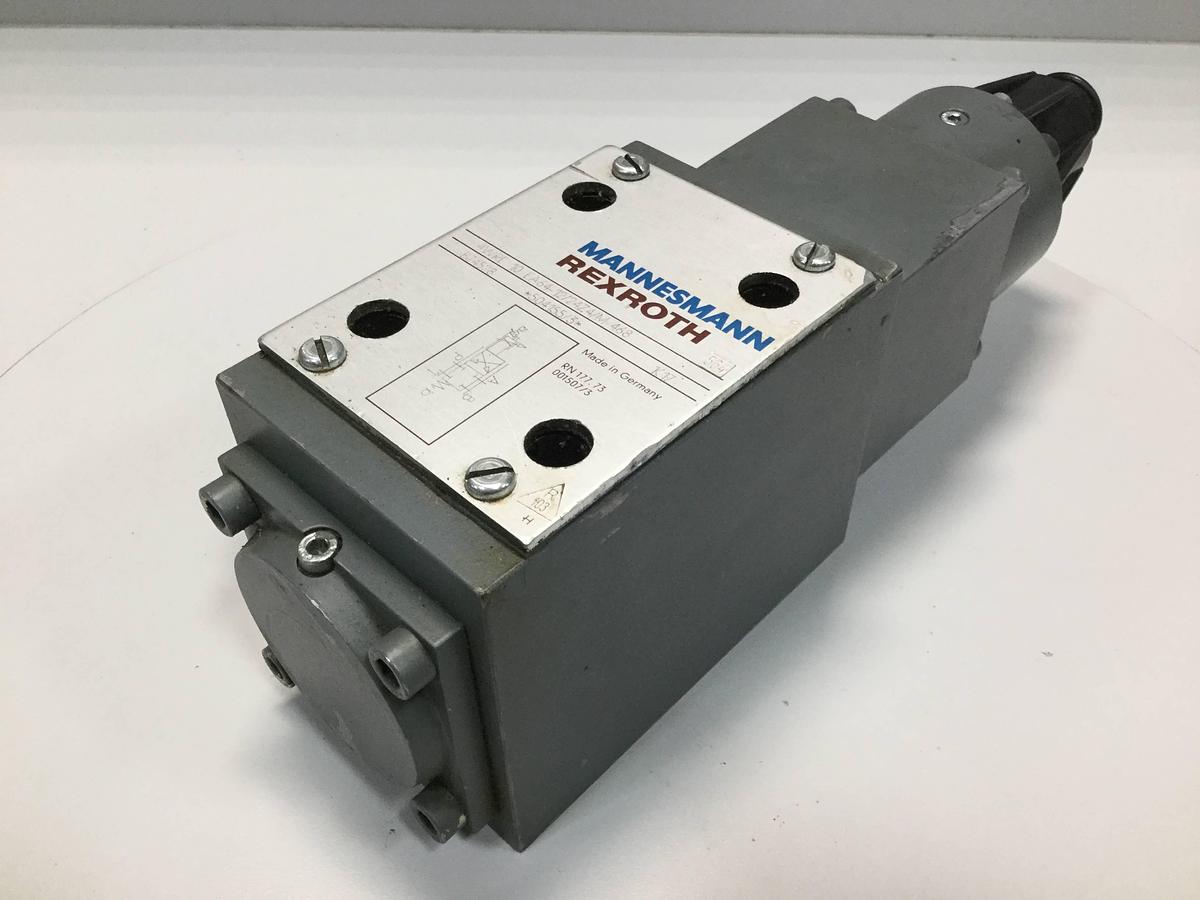 Used MANNESMANN REXROTH Proportional Flow Control Valve 4WRE10EA641224Z4M468 Used