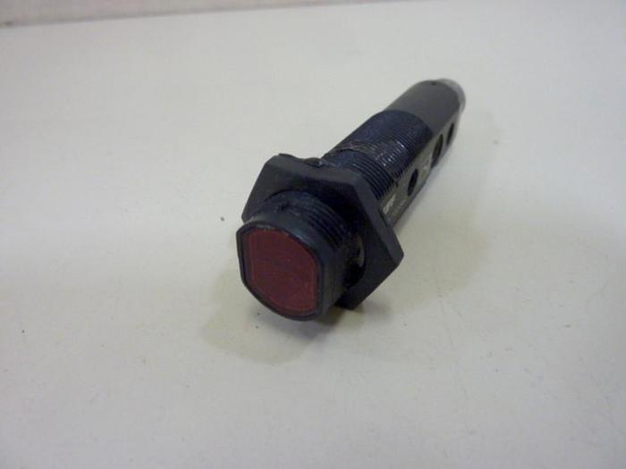 Used BALLUFF Photoelectric Sensor BOS00K3 #64205