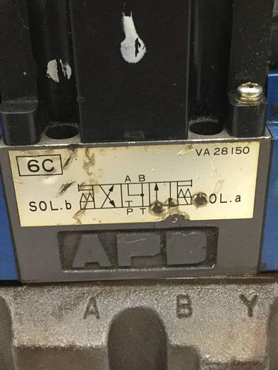 Used VICKERS Directional Control Valve DG4V36CMP7H750JA100 #97331