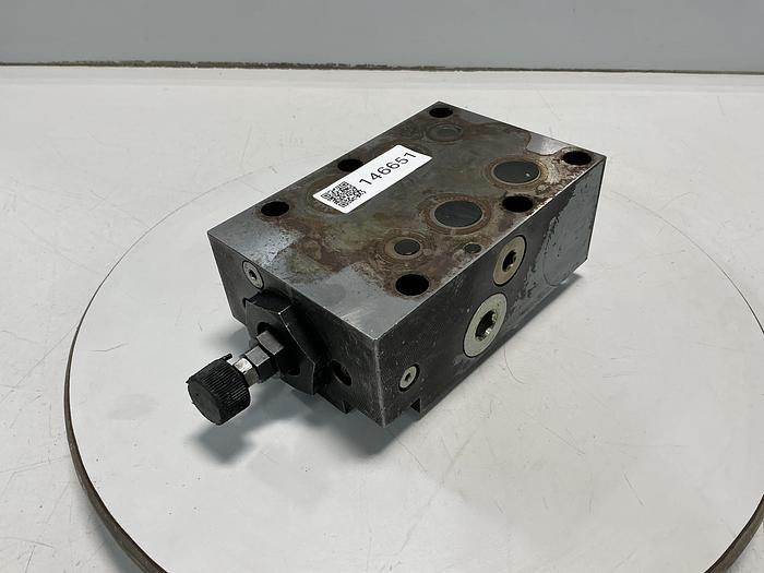 Used PARKER PRM6PA25KN33XB570