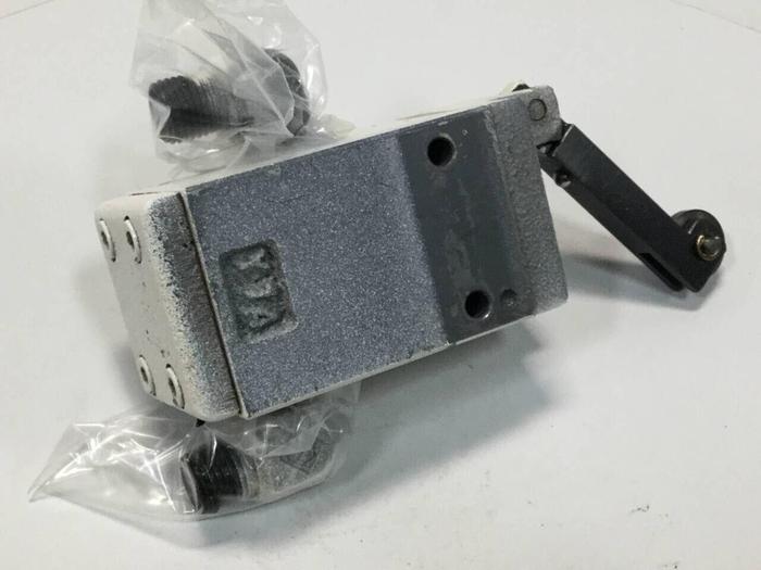 Used TOKIMEC Valve DT20S-3-2A-L-11-S3 #98929