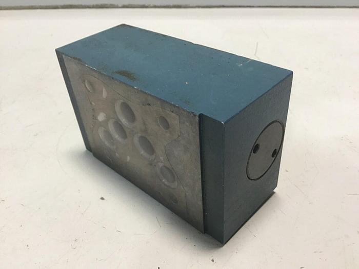 Used BOSCH Check Valve 0 811 020 027 Used