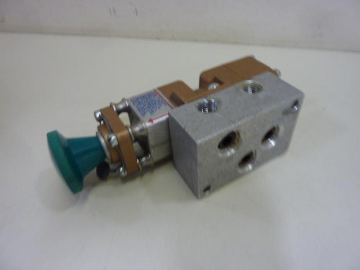 Used VERSA Lock Out Valve VIZ-3311-LOVB-125G #52587