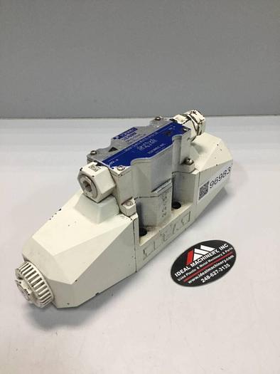 Used VICKERS Directional Control Valve DG4V-5-2C-M-P7L-H-6-30 #96983
