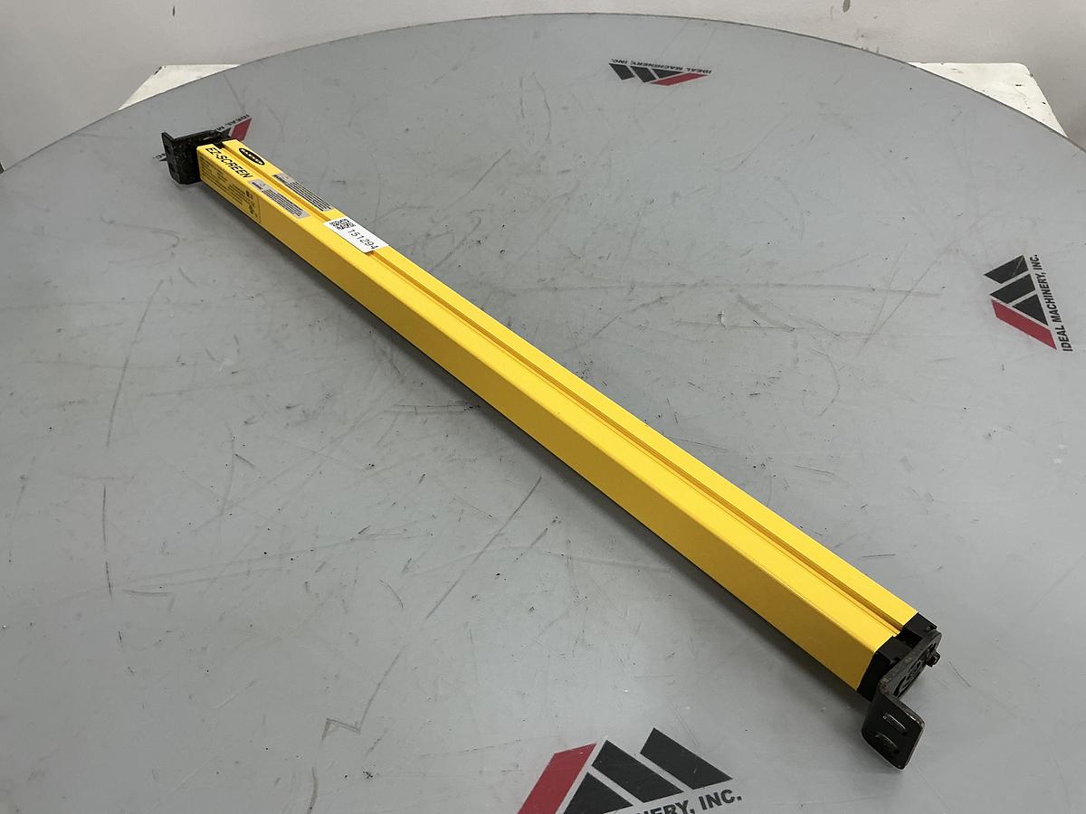 Used BANNER ENGINEERING SLSR30-750Q8