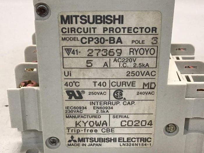 Used MITSUBISHI 5 Amp Circuit Protector CP30-BA-3P-5A #119610