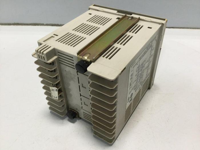 Used OMRON Temperature Controller E5AX-AH-F #110064