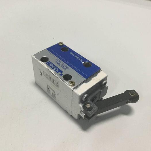 Used TOKIMEC Directional Control Valve DG20S-3-2A-P-20-S10 #97096