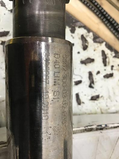 Used ENGEL Injection Screw 5562-300-03-02-095 Used