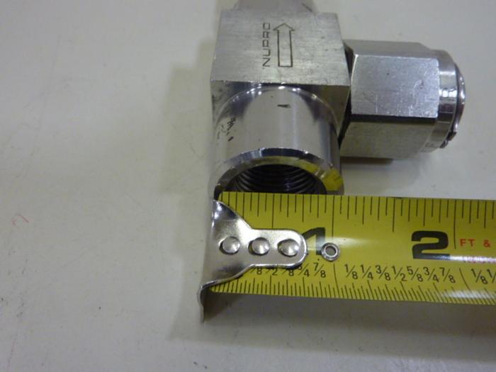 Used NUPRO CO Particulate Filter SS-8TF4 #60261