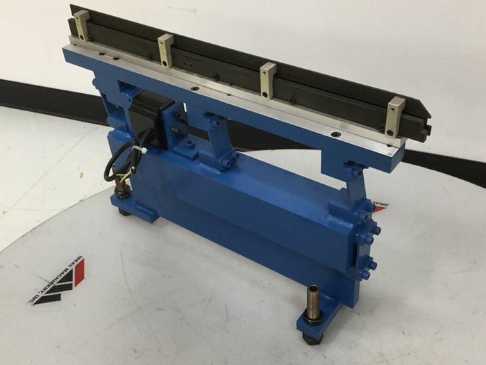 Used GENERIC Vibratory Feeder Stand SSI9-14 #105363