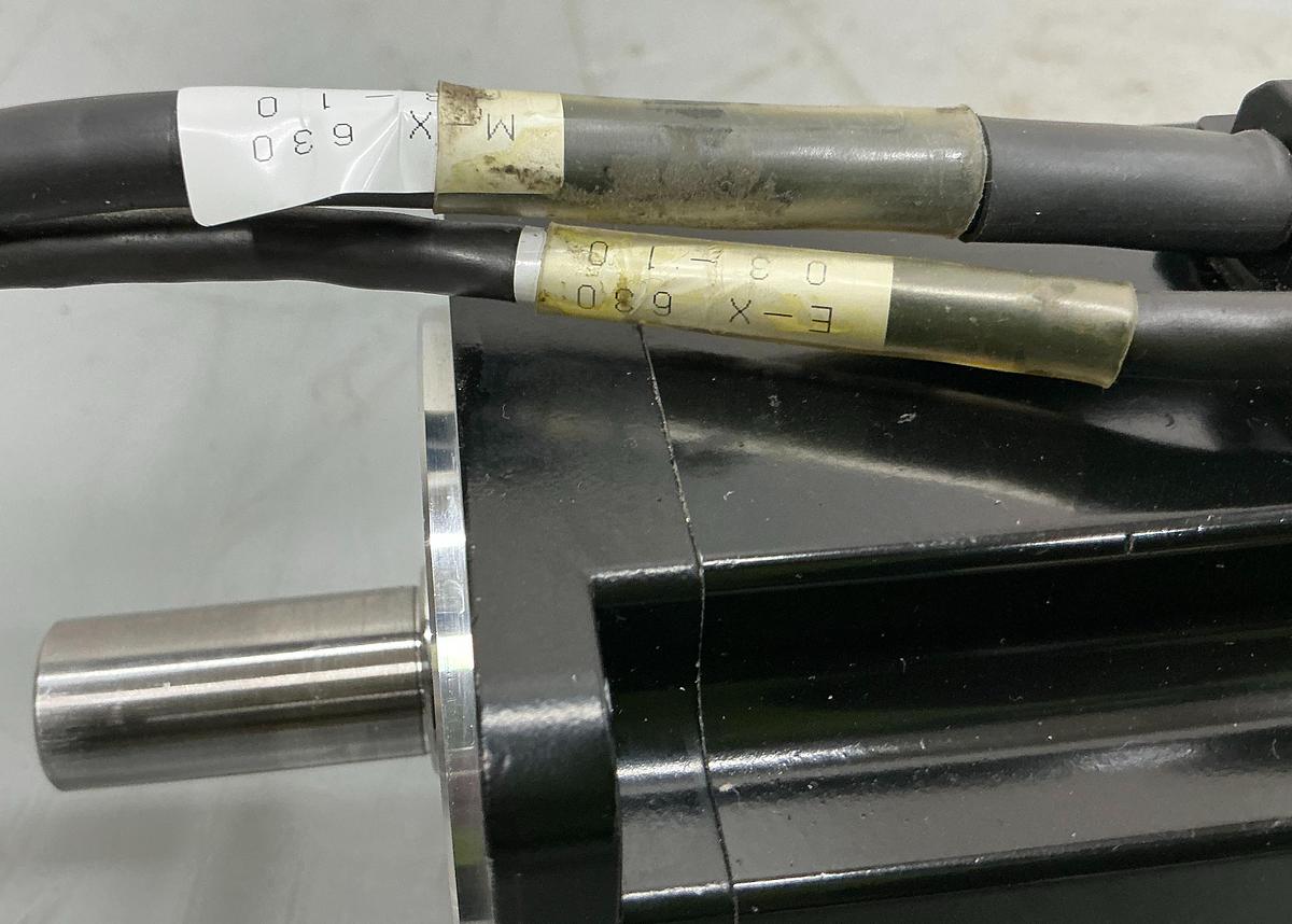Used YASKAWA ELECTRIC SGMAS-08A2A21-Y2