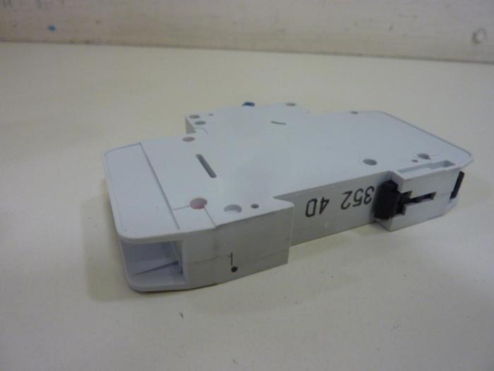 ALLEN BRADLEY 4 Amp Circuit Breaker 1489-A1D040 SER A #64383