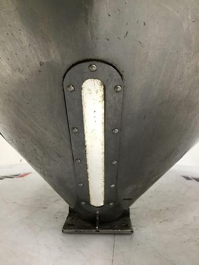 Used METAL FABRICATOR Hopper w/ Lid HOPPER USED #128601