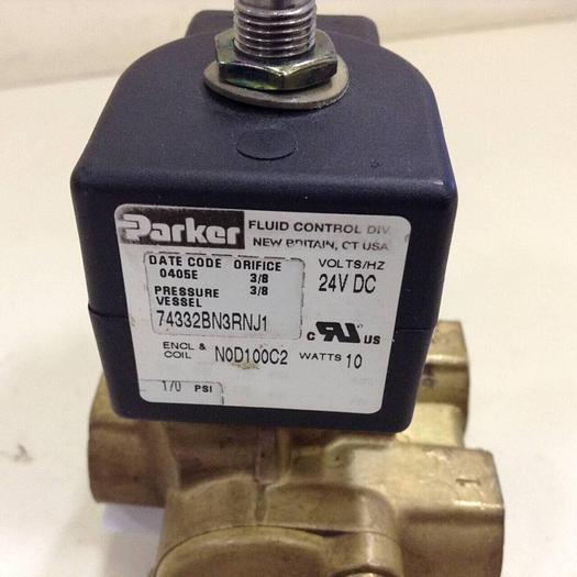 Used PARKER 3/8" Solenoid Valve 74332BN3RNJ1 #72084
