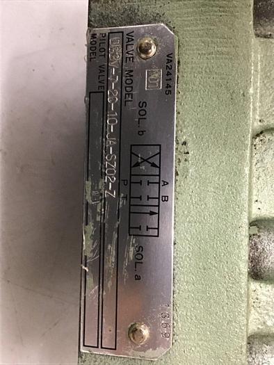 Used VICKERS Valve Model DG3V-7-2C-10-JA-SZ02-Z #118434