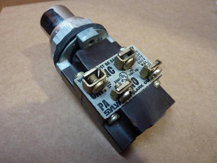 Used SYLVANIA Selector Switch 734G #38301