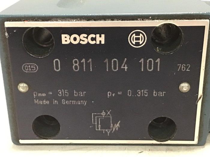 Used BOSCH Valve 0 811 104 101 Used #136559