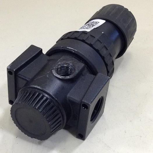 Used MASTER PNEUMATICS Regulator R75-4 #81868