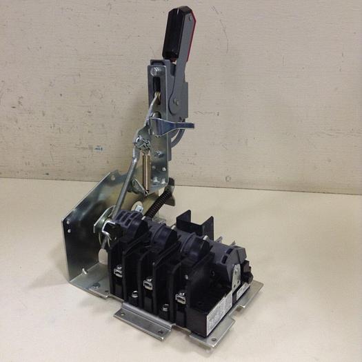 Used ALLEN BRADLEY Line Terminal Guard Disconnect 1494V-DS30 SER D #86378