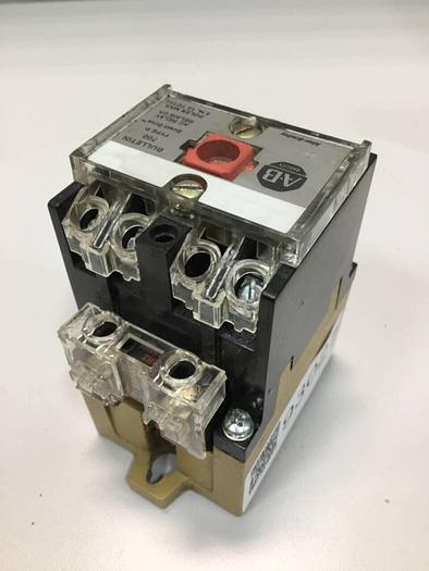 Used ALLEN BRADLEY AC Relay 700-P400A1 SER D #93027