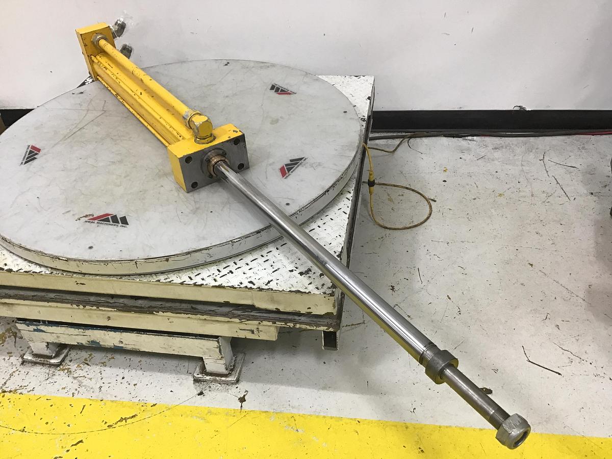 Used PARKER 10 024 Cylinder Used #142597