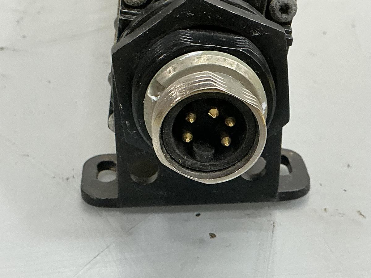 Used BANNER ENGINEERING MSR3624Y