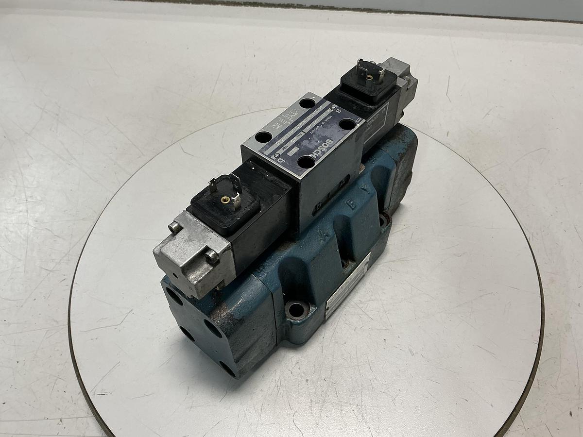 Used BOSCH 0 810 090 101