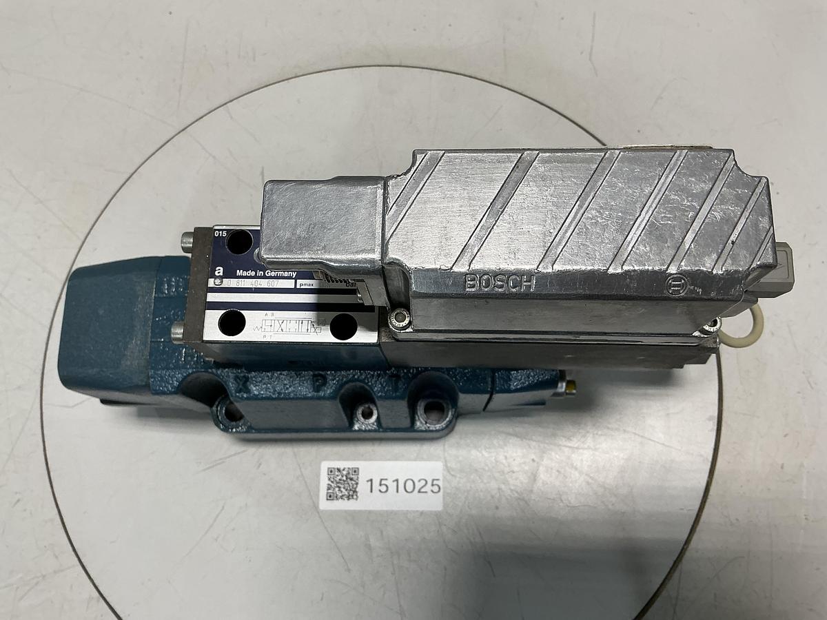 Used BOSCH 0 811 404 607