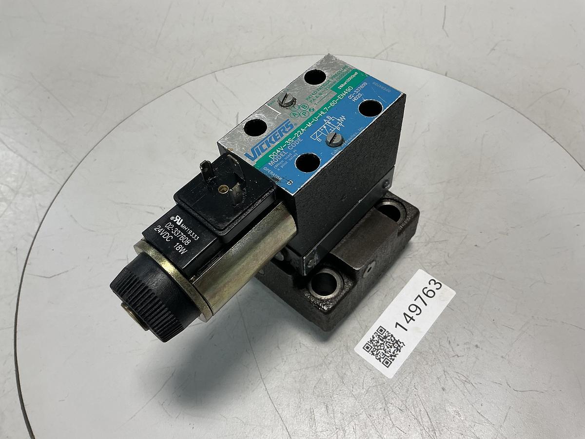 Used VICKERS DG4V-3S-22A-M-U-HL7-60-EN490