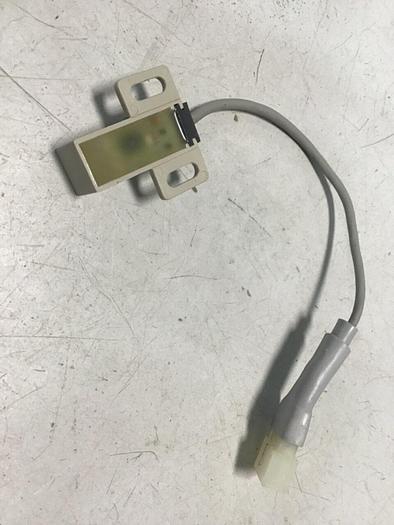 Used FUJI ELECTRIC Proximity Switch PE-B4D3 #128408