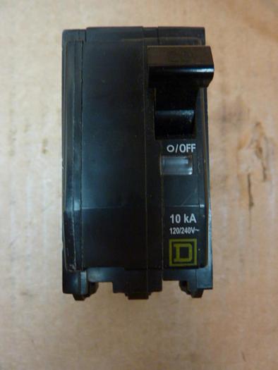 Used SQUARE D 20 Amp Circuit Breaker QO220 #27625