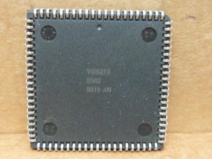 Used ALTERA Logic Device EPM7096LC84-15 #34533