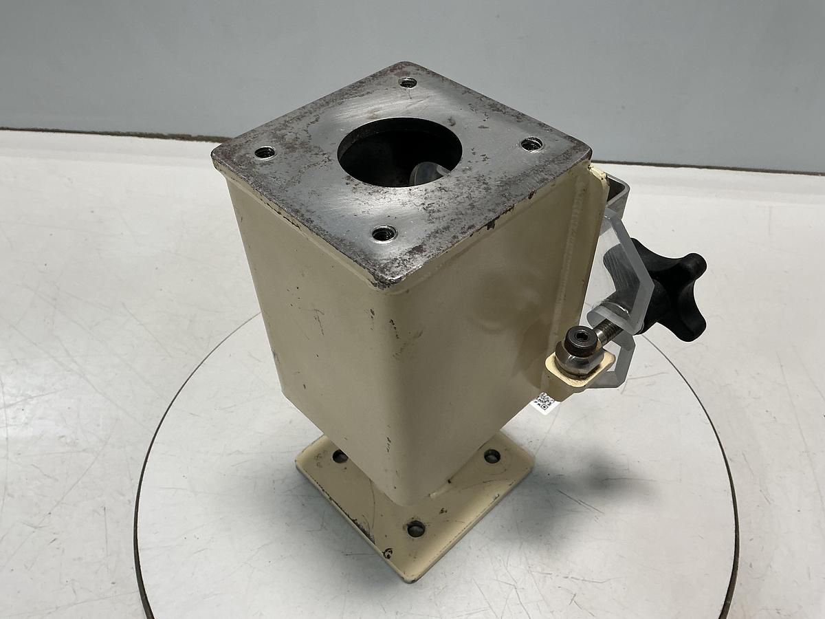 Used PPE NO MODEL / NO TAG