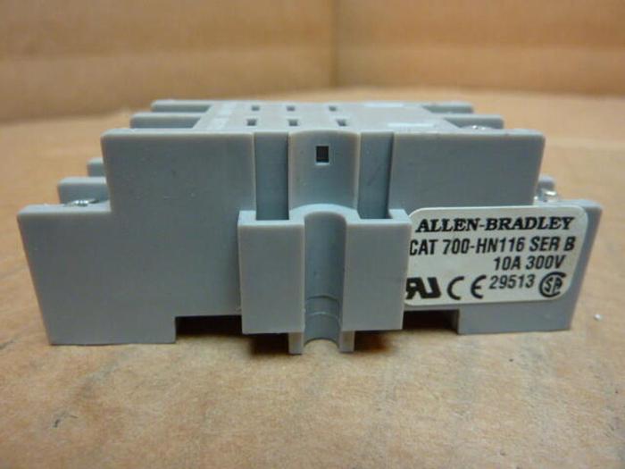 Used ALLEN BRADLEY Socket Relay Mini Base 700-HN116 SER B #22388