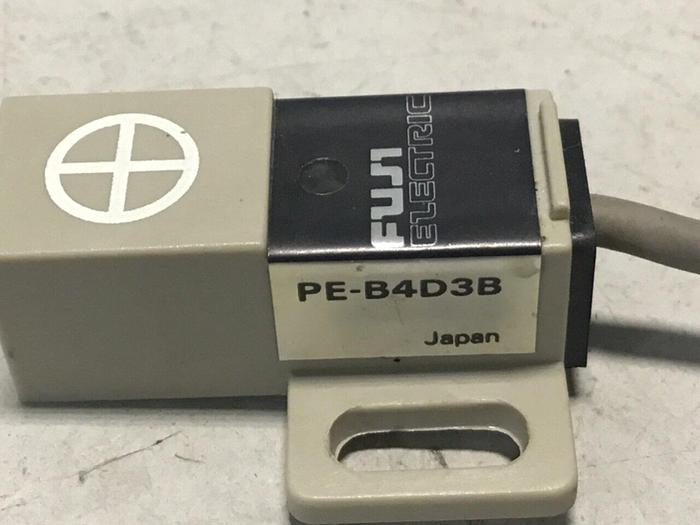 Used FUJI ELECTRIC Proximity Switch PE-B4D3 #128365