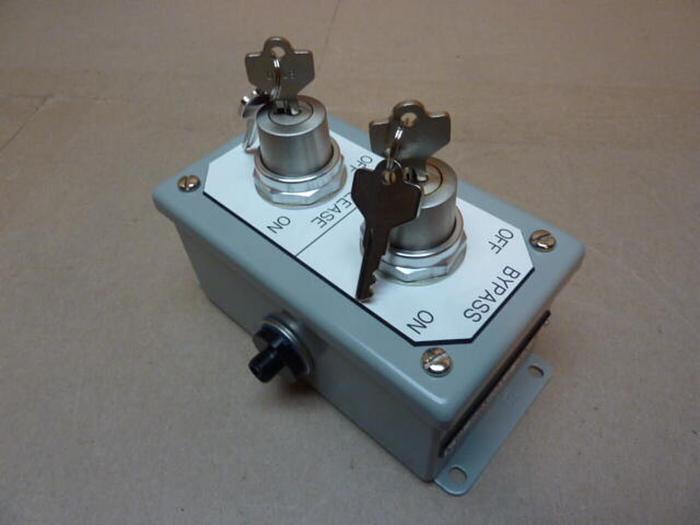 MCNAUGHTON-MCKAY ELECTRIC CO Switch GM-NAO-EPD22AR2S-01 #28866