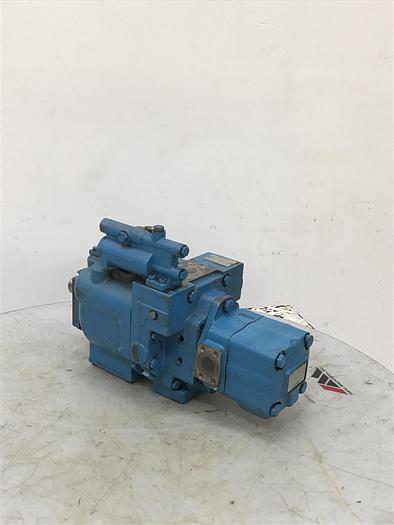 Used VICKERS Pump 35V25A11A22R Used #143156