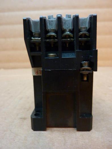 Used ALLEN BRADLEY Contactor 100-A09NJ3 SER B #26545