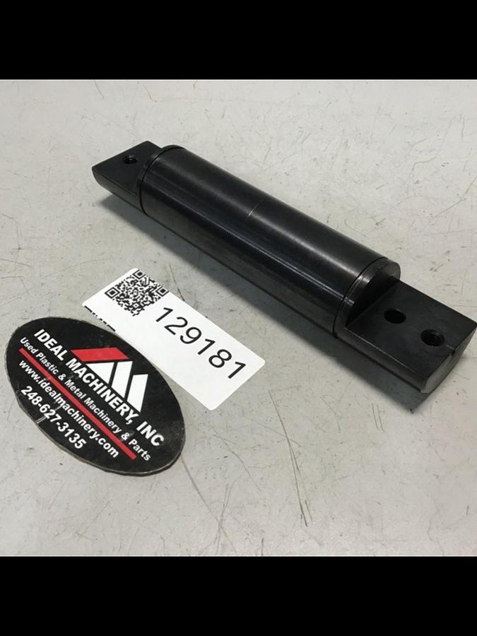 HUSKY Idler Shaft 2239787 USED